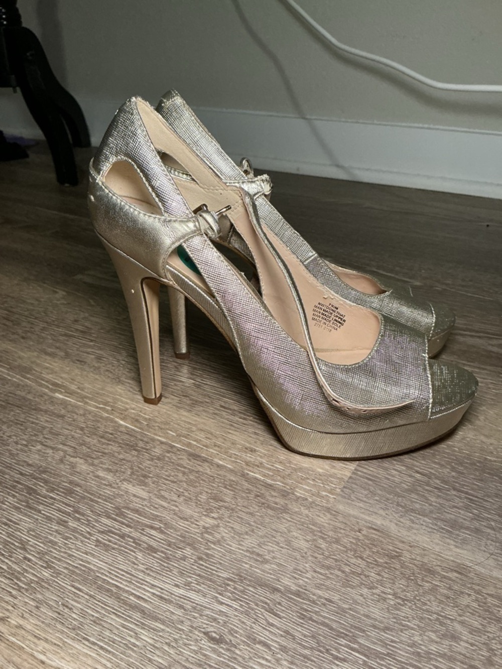 Nine West Gold Peep-Toe Mary Jane Heels - Picture 13 of 14